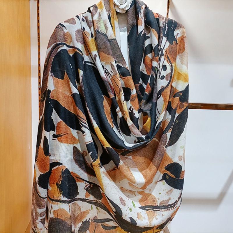 

Scarves High-end Elegant Women's Classical Orchid Floral Print Quality Cashmere Fine Beard Edge Warm Long Scarf Shawl