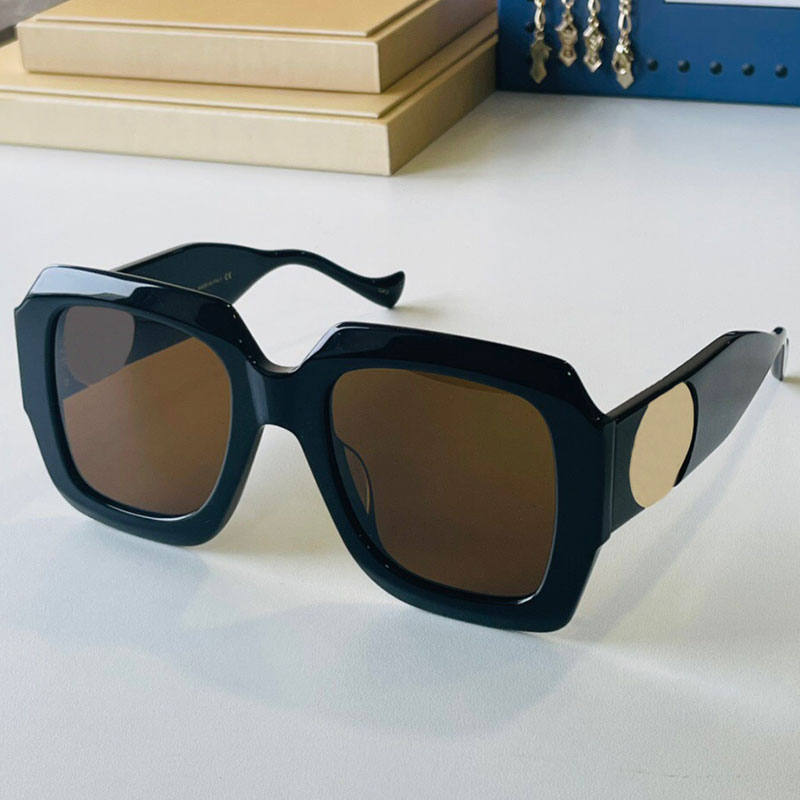 

Rectangular sunglasses 1022S mens and womens fashion black frame mirror legs hollow interlocking letter with gold metal chain brown lens UV protection belt box