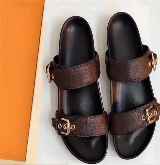 

162w latest high quality men Design women Flip flops Slippers Fashion Leather slides sandals Ladies Casual shoes