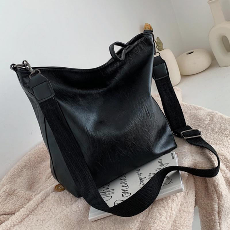 

Shoulder Bags Large Capacity Pu Leather For Women 2021 Simple Solid Color Ladies Crossbody Bag Casual Female Travel Handbags Sac, Black