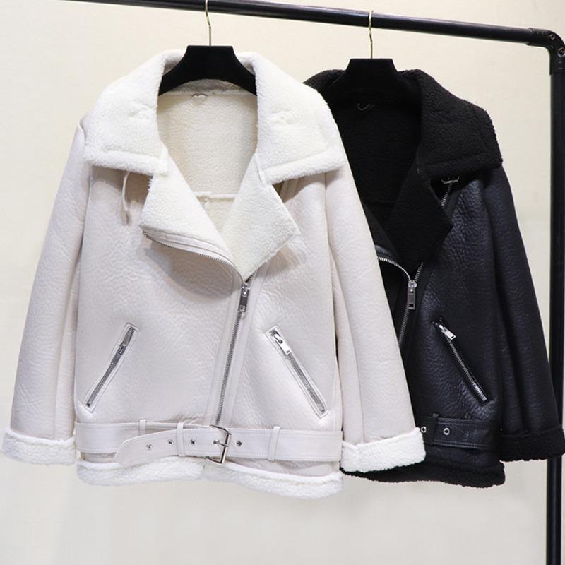 

Women's Leather & Faux Winter Lambs Wool Jacket Women Streetwear Biker Coat Female Warm Thick Moto Ladies Short Outwaer, Beige