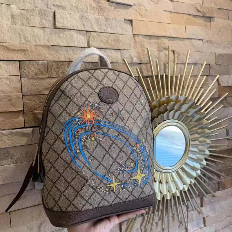 

2021 designer design high quality graffiti backpack, fashionable and exquisite. Retro charm. Size: 22 * 28cm, Customize