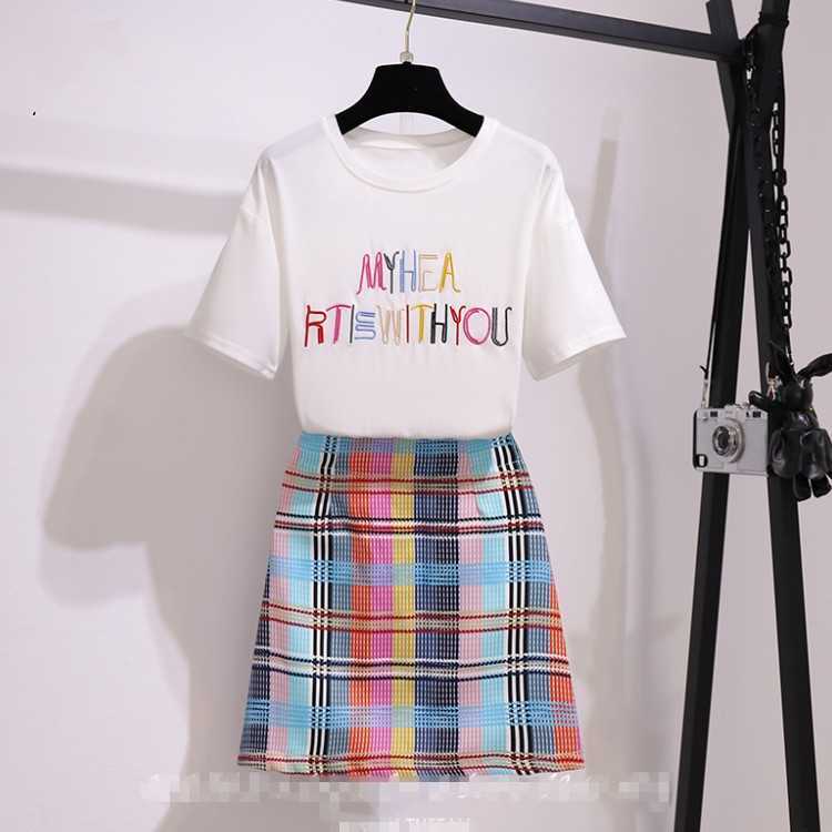 

Korean Summer Women 2 Piece Set Casual White Letter Embroidery T-Shirt Top + Plaid A-Line Mini Skirts Suit Female 210526, Photo color