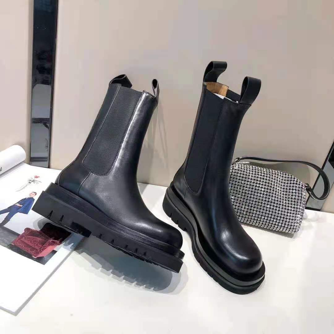 

Autumn and winter latest customized women's boots leather non slip rubber sole temperament comfort exquisite technology high quality 35-40, Black