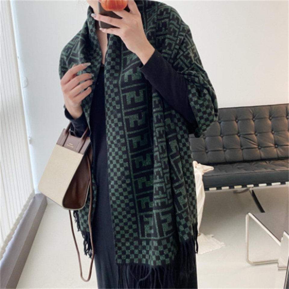 

2021 Winter Scarf Women Cashmere Lady Stoles Design Print Female Warm Shawls and Wraps Thick Reversible Scarves Blanket