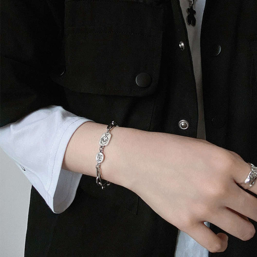 

Hand catenary Simple cold wind head portrait lovers Bracelet ins girl letter thick chain hip hop net red student personality handpiece, Black