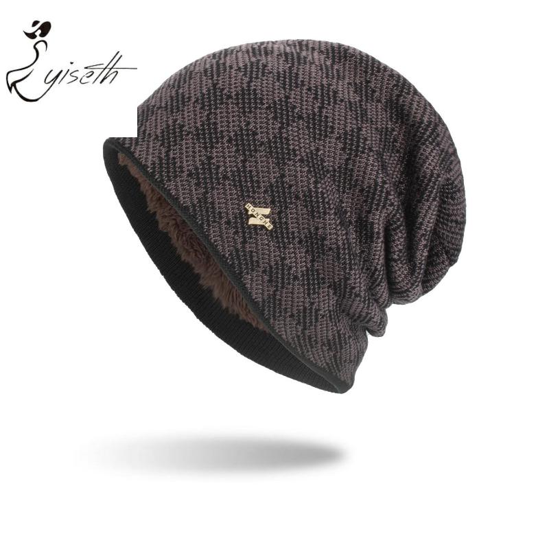 

Beanies Winter Plush Warm Thick Grid Metal Letter Hat Men Leisure Knitted Wool Caps For Women Outdoor Hats Casquette Homme