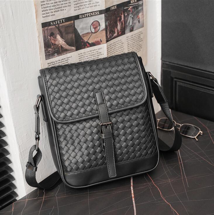 

Factory wholesale men handbag England Styles woven messenger bag Preppy Style color matching printed mens shoulder bags street fashion plaid handbags, Black3