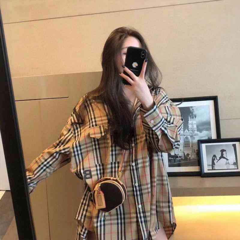 

Fashion Burbe Long sleeve loose and thin letter top cardigan shirt ins Korean spring autumn BF long Plaid Shirt women HSQE, Check