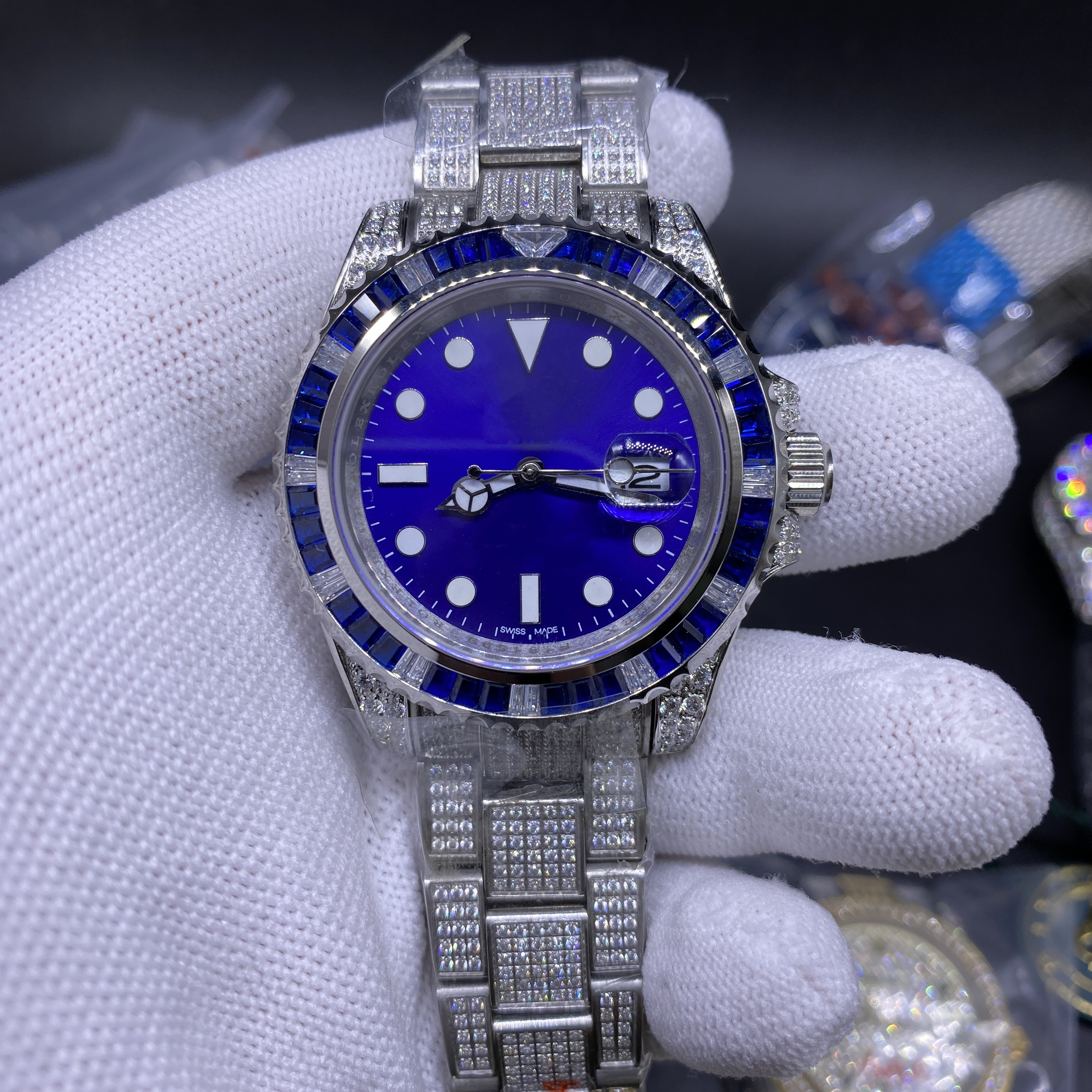 

Men's leisure business diamond watch silver stainless steel automatic mechanical sports watchs 41mm color diamonds bezel blue dial