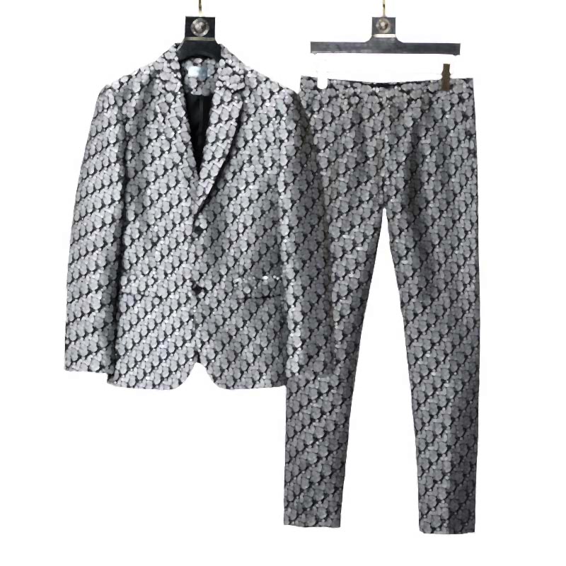 

Luxurious and handsome Wedding Tuxedos Custom Made Side Slit Two Buttons Groom Tuxedos Notch Lapel Best Groomsmen Men Wedding Suit suit, One dollar