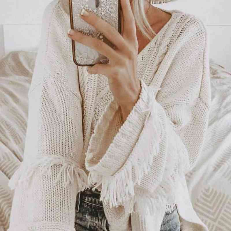 

Autumn Winter Women' Knitwear Sexy V-Neck Tassel Tops Korean Flare Sleeve Knitted Casual White Sweaters Women Pullovers 210603, Yellow