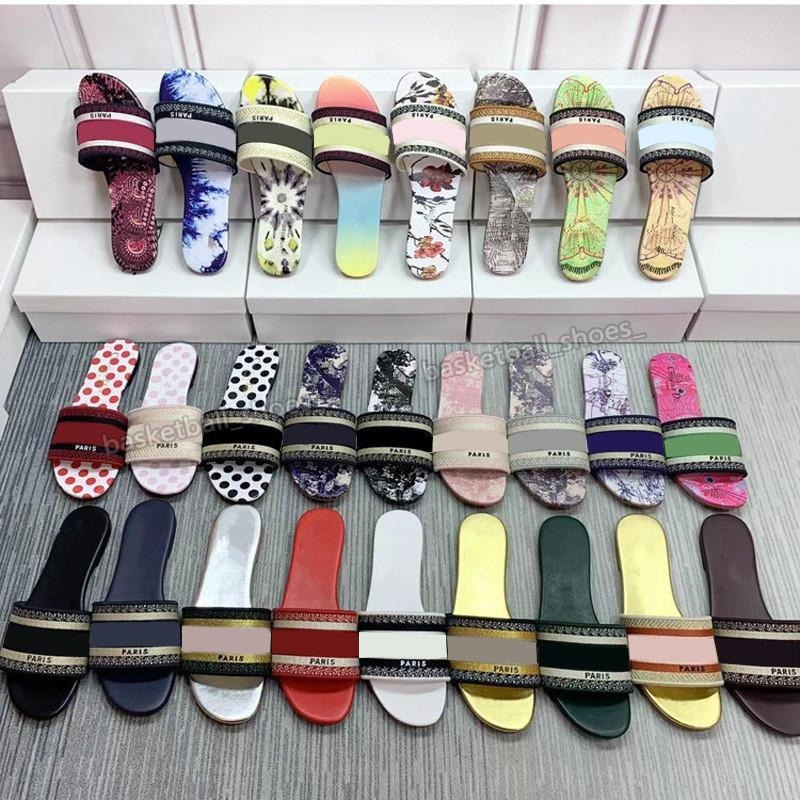 

2021 women paris 20ss designer slippers summer girls beach slides flip flops loafers embroidered sandals large size 34-42, Black