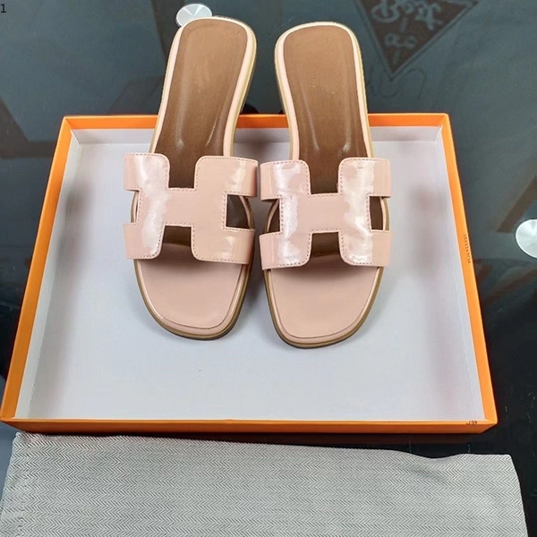 

2021 Brand Flats Sandals Dust Bag High Quality Slippers Designers Shoes Loafers Fashion Flip Flops Boots Sneakers 35-41 mky08