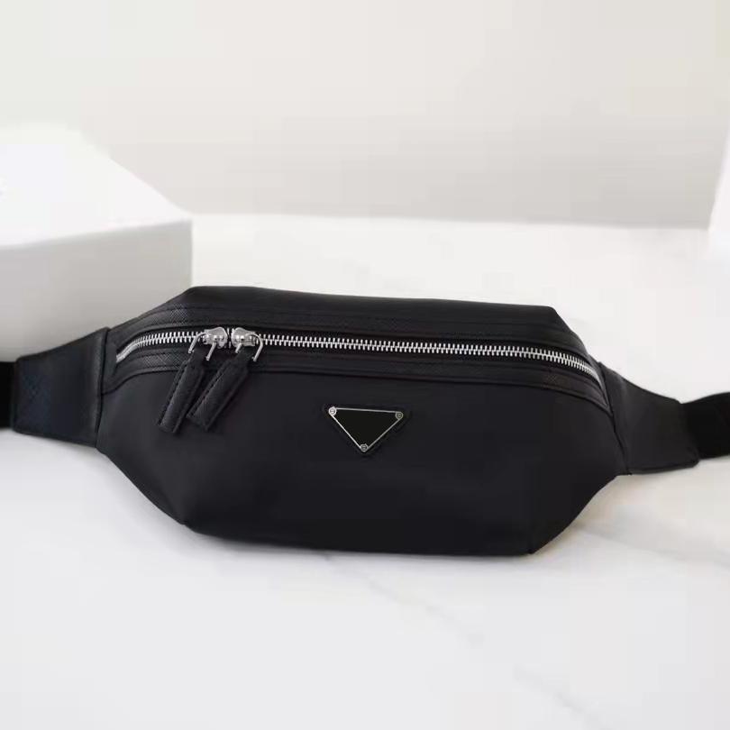

Luxury Designers waist bag medium size high-quality fabric classic style for men and women can fit wallet mobile phone with large capacity good, Black