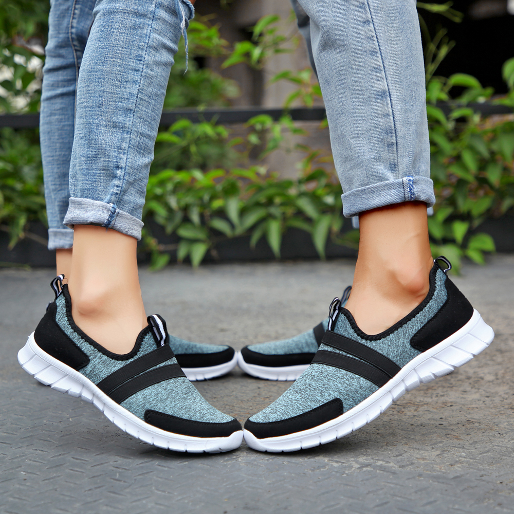 

2021 Women Men Trainers Sports Running Shoes Gray Black Blue Red White Sunmmer Thick-Soled Flat Runners Sneakers Code: 12-7696, Img_1609