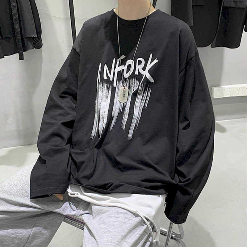 

Long-sleeved T-shirt graffiti letter printing black men's top trend thin dark style student bottoming shirt 210526, T009 white io