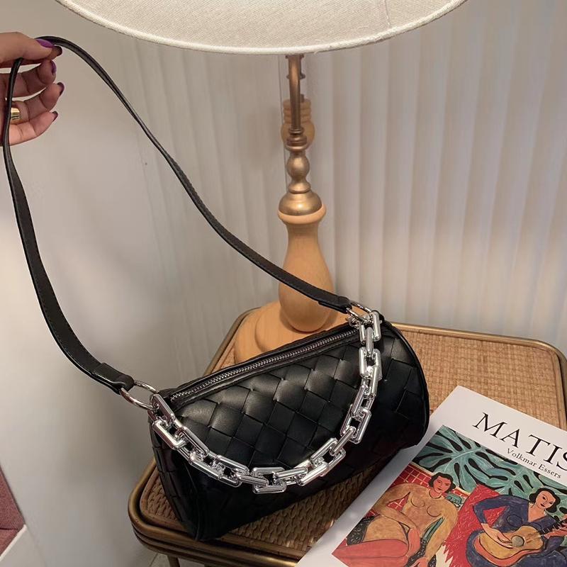 

Woven Cylinder Bag Women Retro Shoulder Chain Messenger Womens Handbags And Purses Chains Baguette Evening Bags