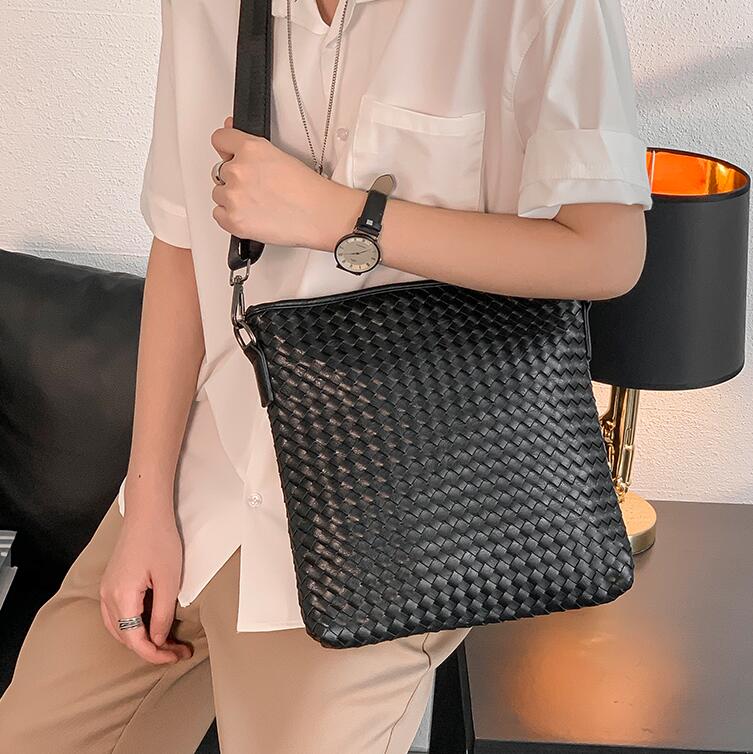 

Factory wholesale men handbag Knitting messenger bag outdoor leisure leather shoulder bags street fashion Joker Knittings handbags, Black(boutique box)