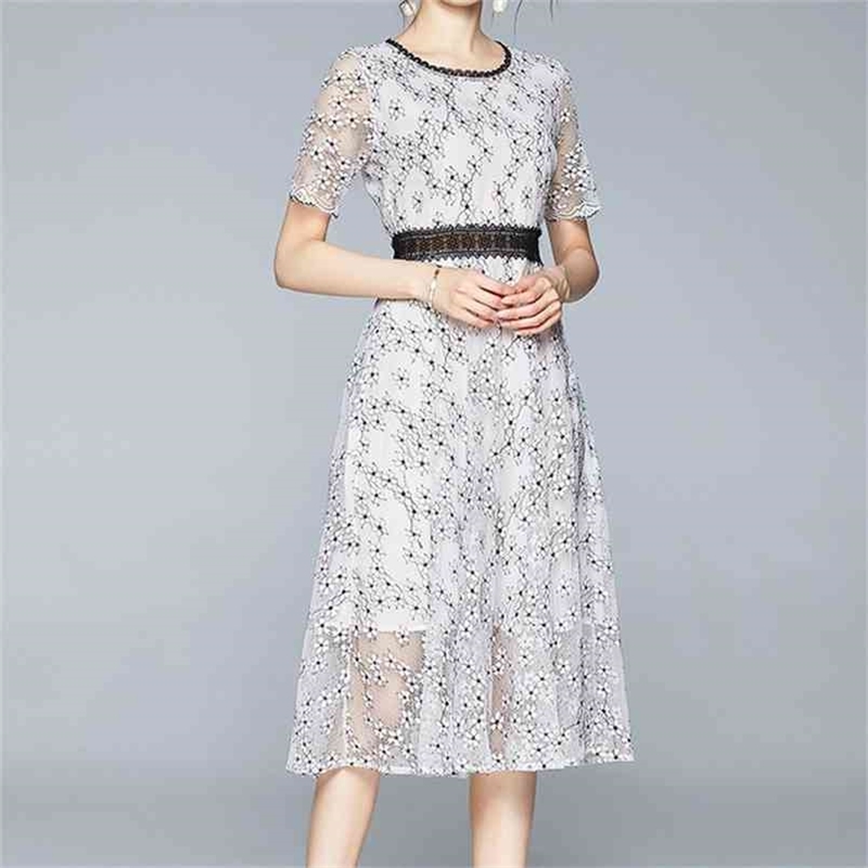 

Runway Women Lace Party Dress Summer Short Sleeve Crochet Hollow Out Ruffles Holiday party 210603, Picture color