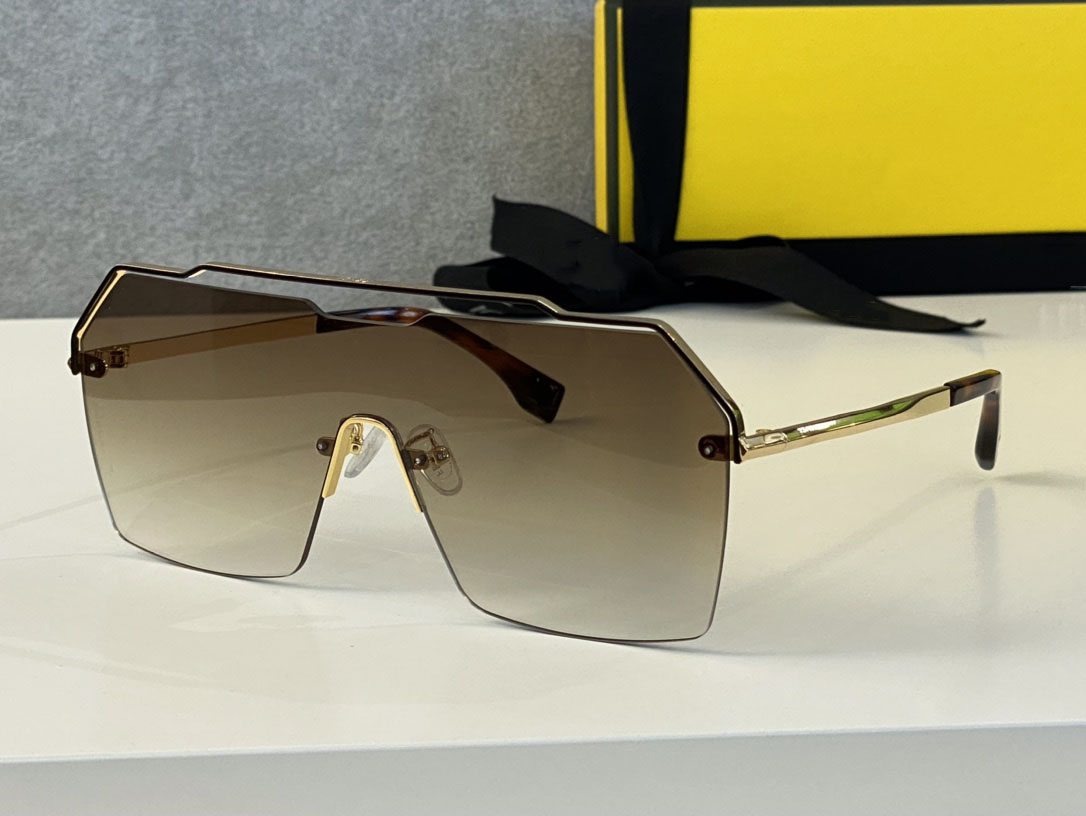 

Top Original high quality Designer Sunglasses for mens famous fashionable retro luxury brand eyeglass Fashion design women glasses with case F 00381 Size 60-15-145