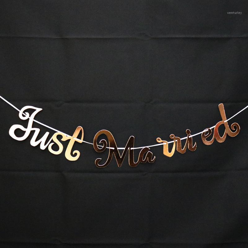 

Party Decoration Rose Gold Just Married Banner Vintage Wedding Bunting Garland Po Booth Props Romantic Bachelorette