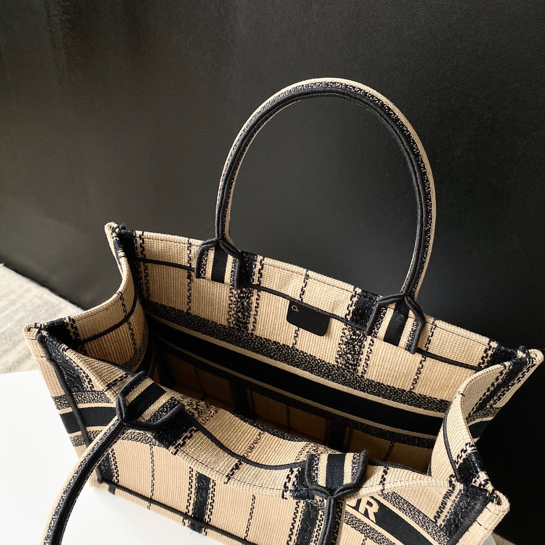 

2021 this year's heavyweight Thousand Bird Shopping bag 1:1, Classic Women's handbag Fashion Business and Leisure style