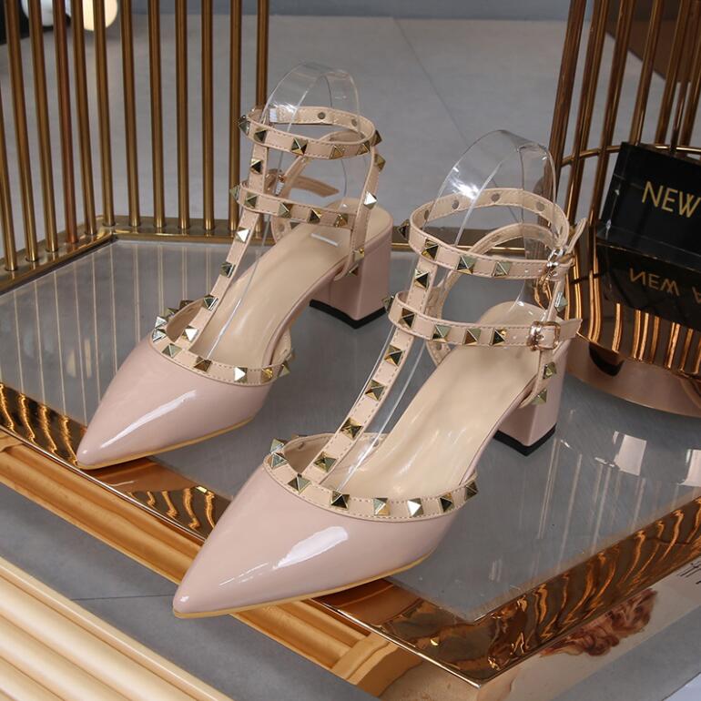 

Black Matte Women Full Punk Rivets Pointed Toe High Heels Sexy Ladies Spikes Stilettos Pumps Woman Club Party Shoes