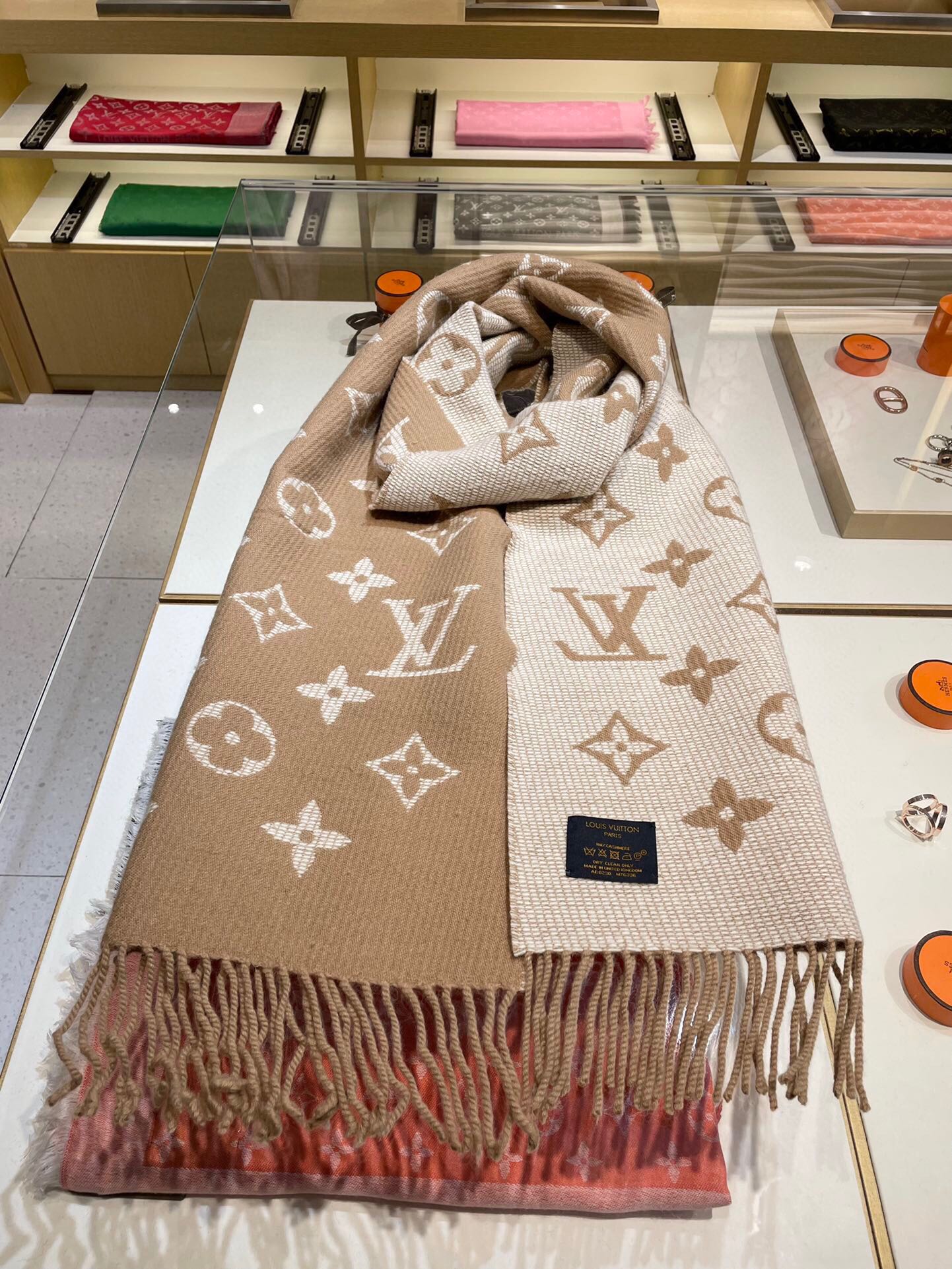 

2021 Louis Vuitton Scarf Designer luxury silken Louis Vutton scarves Shawl Scarfs Women LV Fashion Double-sided cashmere scarve 217X35