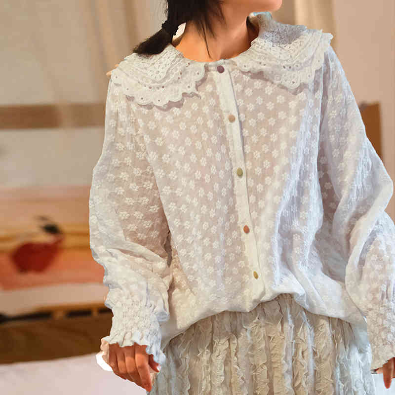 

Johnature Women White Vintage Embroidery Floral Shirts And Tops Spring Peter Pan Collar Button Mori Girl Sweet Shirts 210521, Color 2