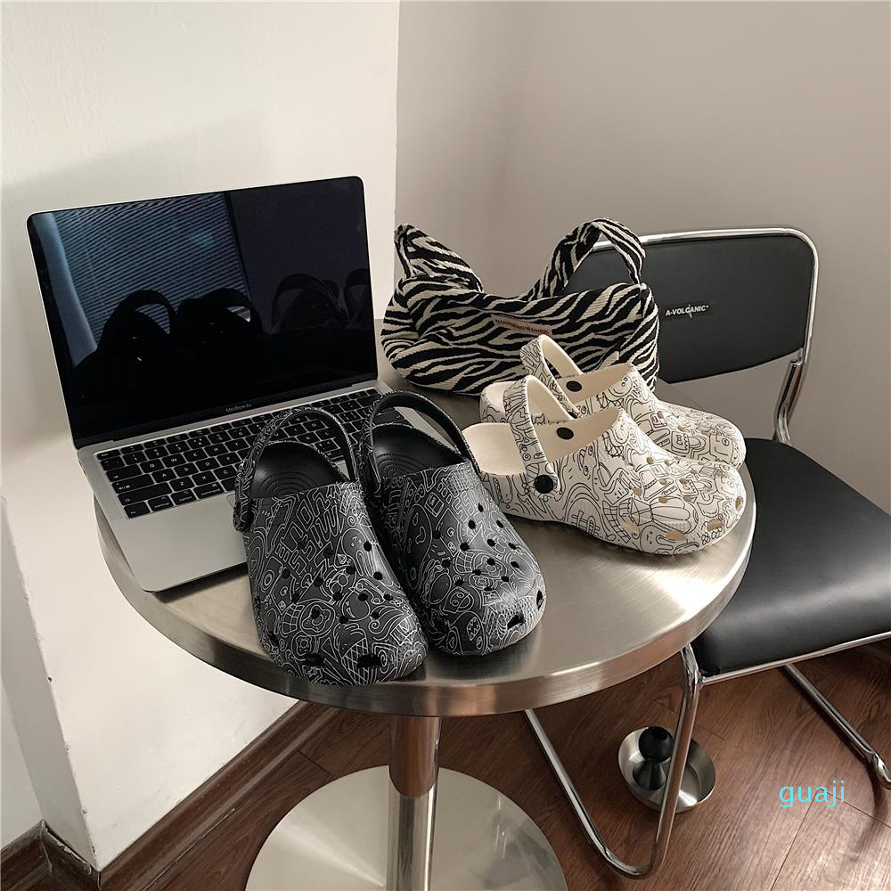 

Womens Sandals Hole Shoes Summer Fashion Comfortable Soft Flip Flops Female Loose Big Size Beach Casual Slippers, Black