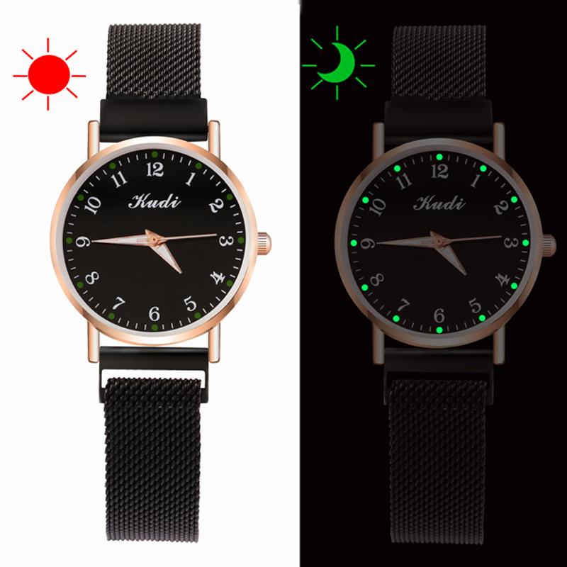 

Wristwatches Fashion Simple Women Quartz Watch Female Gold Magnetic Belt Wristwatch Rhinestone Luminous Watches Ladies Hand Cloc, Gold white