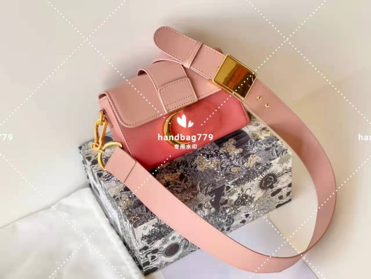 

Women Gradient leather Montaigne bag metal letter buckles large capacity spacer inside rear pockets adjustable shoulder straps carry underar