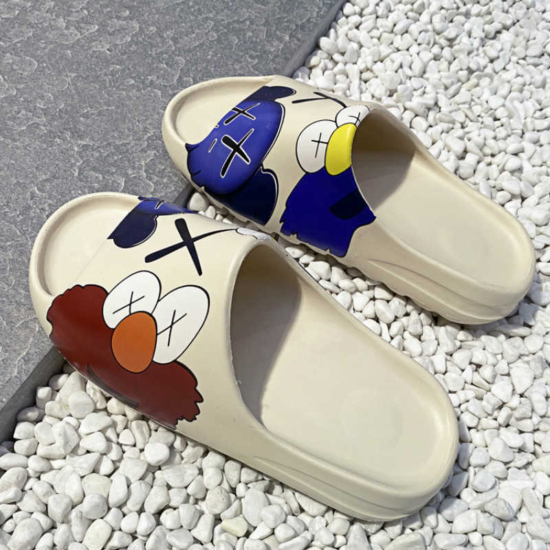 

apanzu Summer Luxury Slide women Shoes Slippers Indoor House Slides Graffiti Beach Slipper Injection Cartoon Shoes yeeze slides G0915
