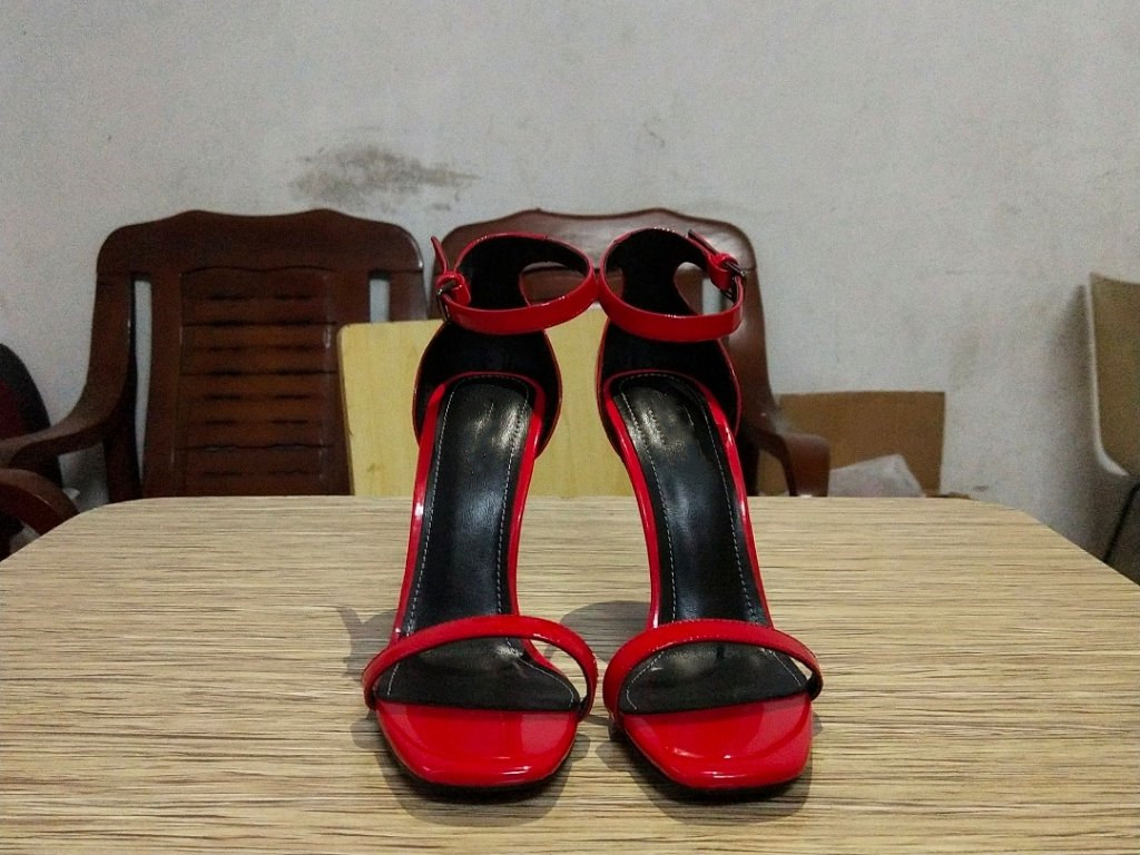 

YSLHigh quality luxury women's slippers 2021 designer flat shoes fashion popular sandals imitation f1, Black