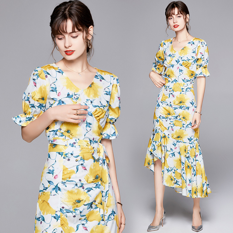 

Dropshipping Spring Summer Fall Autumn 2pcs Women Ladies Casual Party Sets Vintage Print V Neck Short Bell Sleeve Tops Shirt Blouse Midi Skirt Suits Outfits, Xcby5570