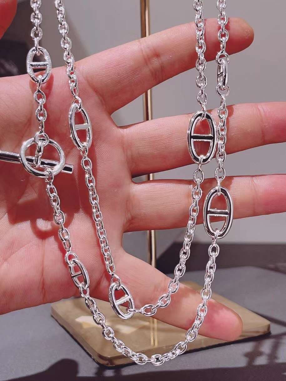

Top quality charm necklace with hollow pendant design for women wedding jewelry gift bag chain PS4358