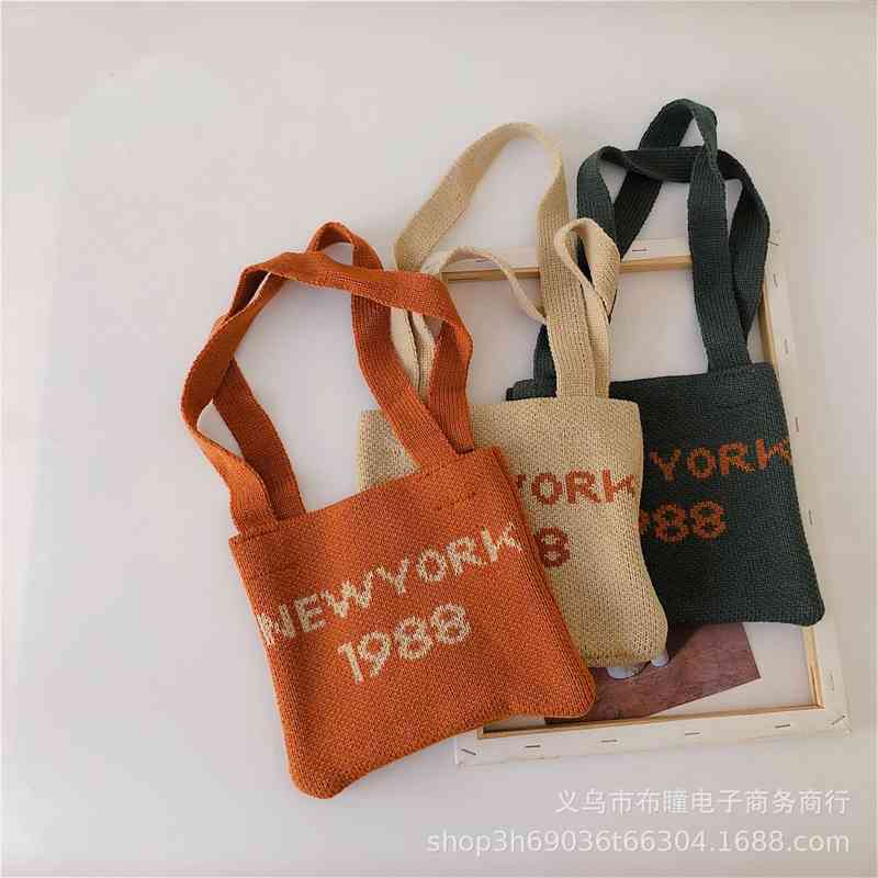 

Korean ins letter children's knitted shoulder autumn winter boys' and girls' concave cross wool small bag, 1988 wool bag orange (children)