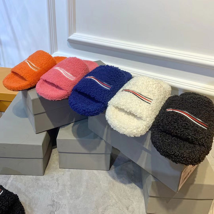 

Luxurys designers Women Ladies wool Slippers Slides Winter fur Fluffy Furry Warm letters Sandals Comfortable Fuzzy Girl Flip Flop Slipper slide, I need look other product