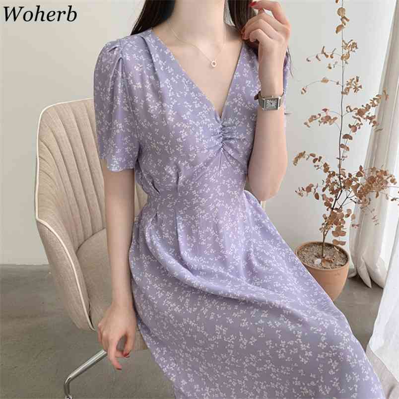 

Summer Vintage Elegant Floral Dress Women Short Sleeve V-neck Folds Slim Sexy Bodycon Dreses Korean Ladies Party 210519, Green