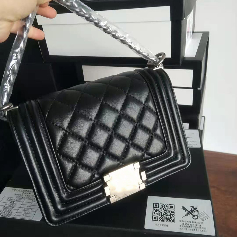 

20C/25C Womens Lady F/W Fashion Style Boy Bags Genuine Leather Old Lock Classic C Flap Mini Small Luxury Designers Shoulder Bag Crossbody Qu