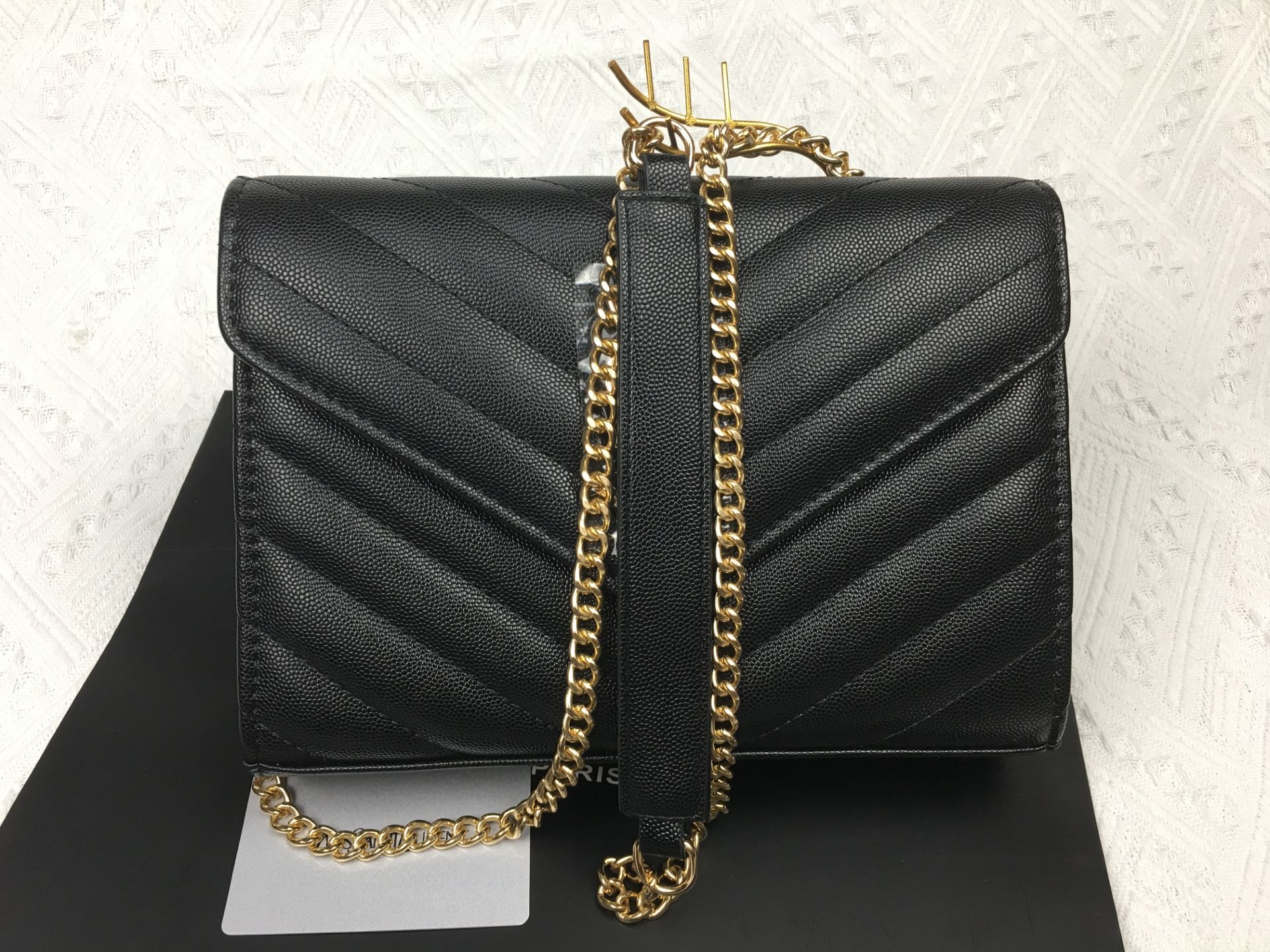 

2021 Designers Handbags women messenger bags high quality chain Shoulder bag Luxurys Famous Brands totes backpack Cowhide Leather purse wallet, 61276 embossing blue