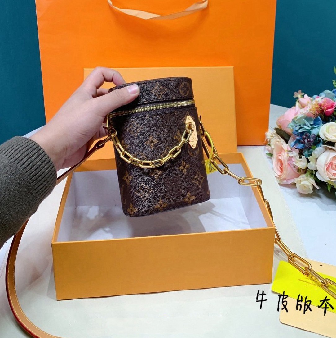 

2021 High Quality Star Style purse Bag Purses Fashion Tote Women's crossbody Shoulder Backpack Women handbag -L2112, Red;black