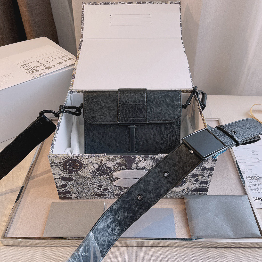 

Designer Handbags Shoulder Bags Fashion Women Designers Princess Lady Luxury Design Womens Multicolor Flower patent leather handbag purse crossbody bag, White