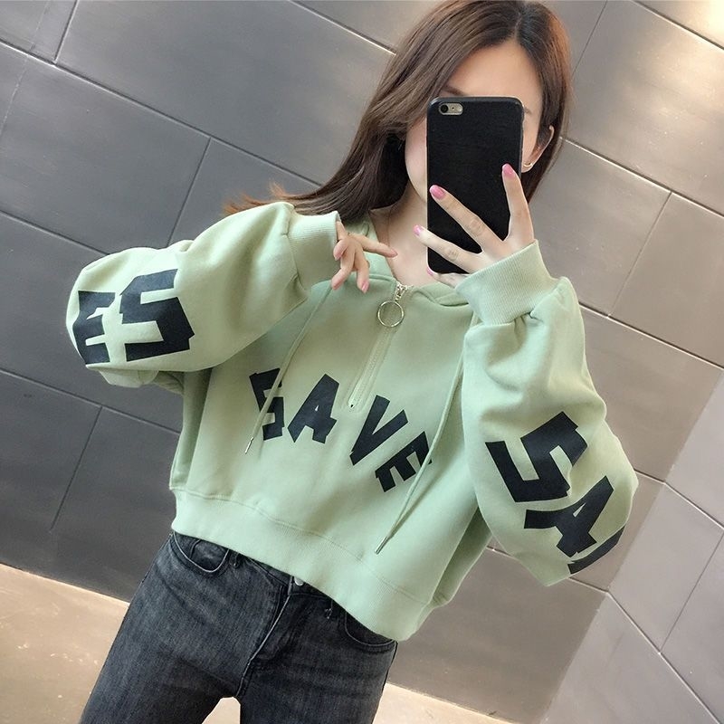 

Short short women's sweater 2021 new early autumn thin high waist foreign style fried street small coat, White