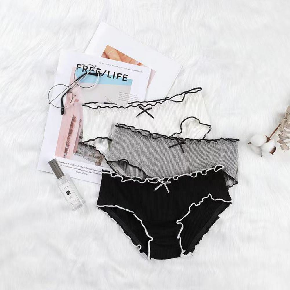 

New explosive Japanese and Korean style girls' cotton thread fungus edge underwear high elastic retraction breathable skin friendly women's, Black;white