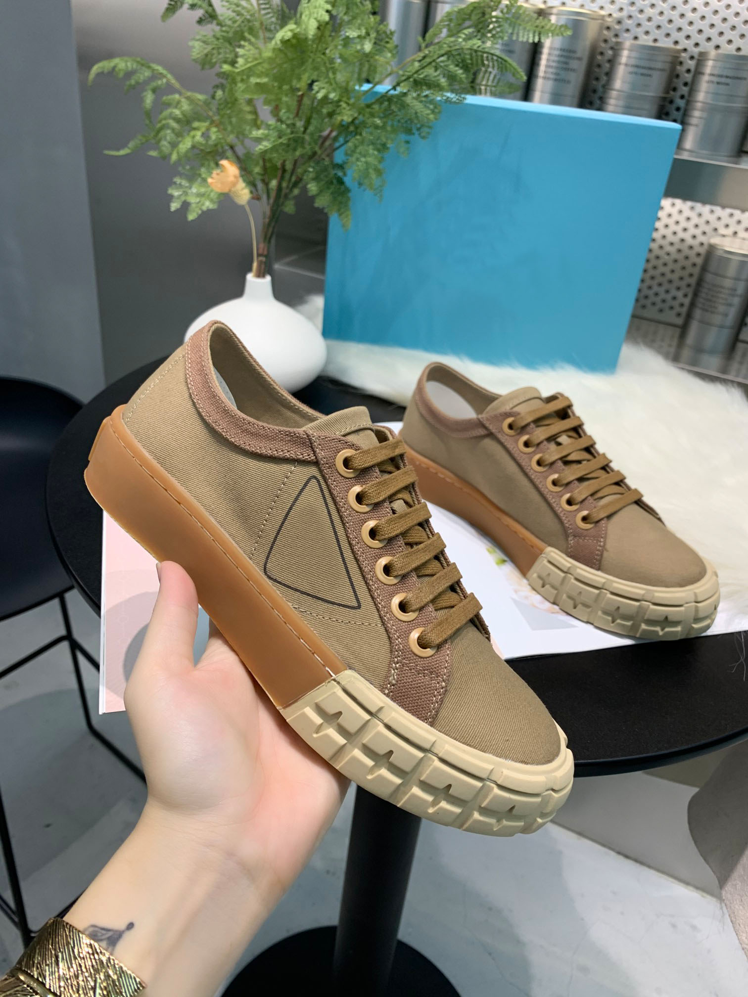 

2021 Designer Sneakers Wheel Cassetta Flat Shoes Women High Top Fabric Runner Trainers Casual Shoe Canvas Stitching Lerren Trainer, Color 3