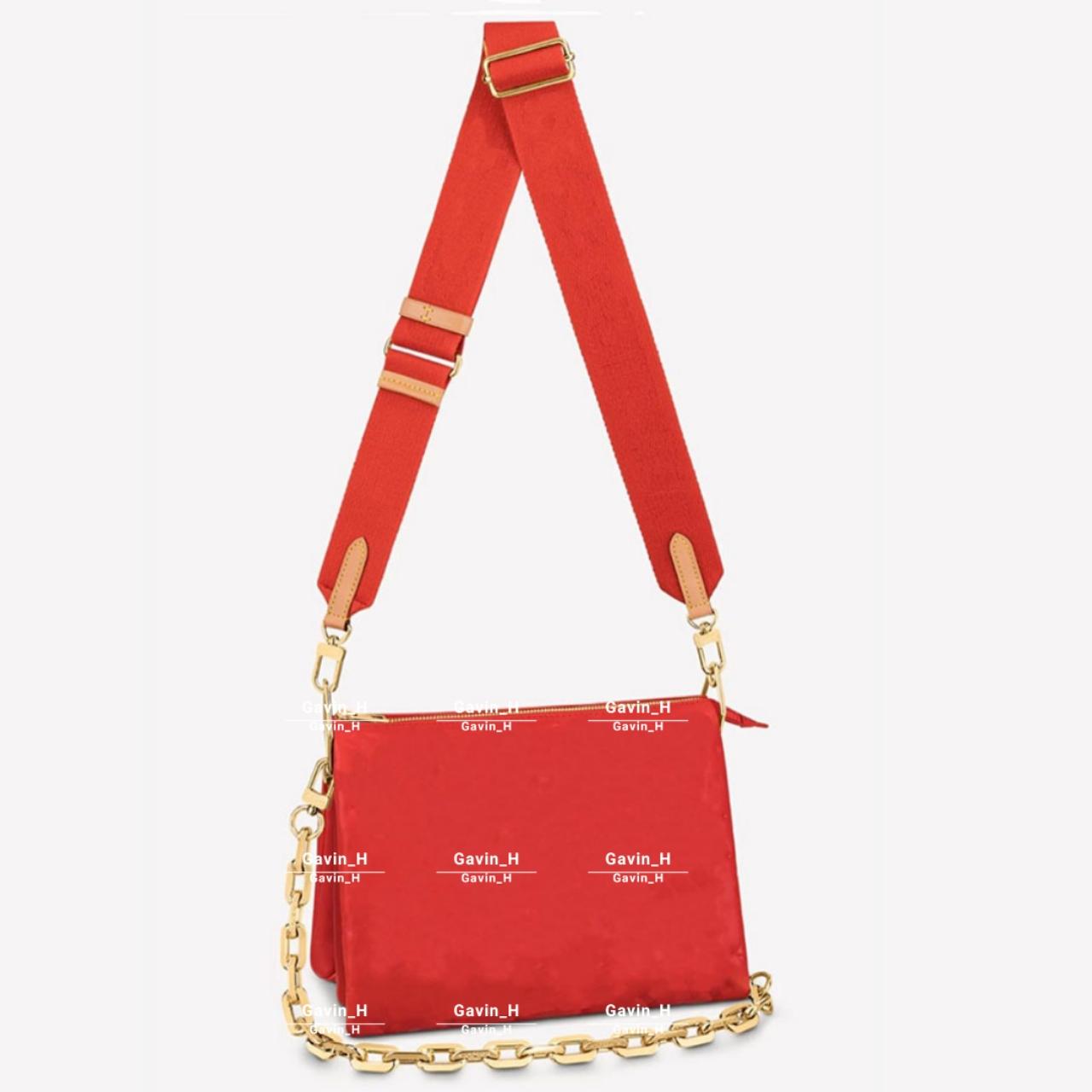 

2021 Designers Lambskin bags Spring Summer Crossbody and Chain Baguette Show Pillow shape handbags Strap Carry shoulder, Black