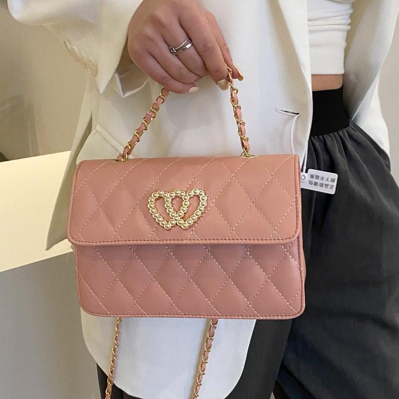 

Evening Bags Messenger Women Chains Shoulder Pearl Lattice Luxury Flap Handbags Designer Lovely Heart Totes Small Bolsas