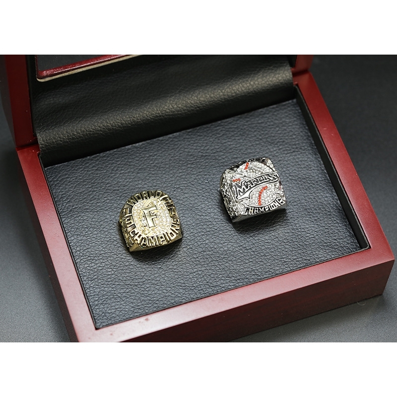 

1997 2003 Miami Marlin baseball championship ring 2 Pack, Golden;silver